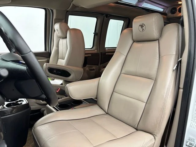 2019 GMC Savana - Image 20 of 21