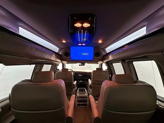 2019 GMC Savana - Image 3 of 21