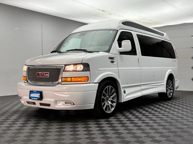 2019 GMC Savana - Image 16 of 21