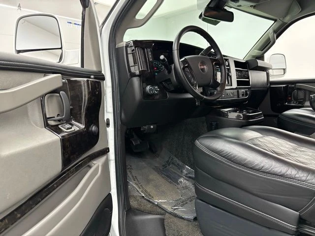 2019 GMC Savana - Image 18 of 21
