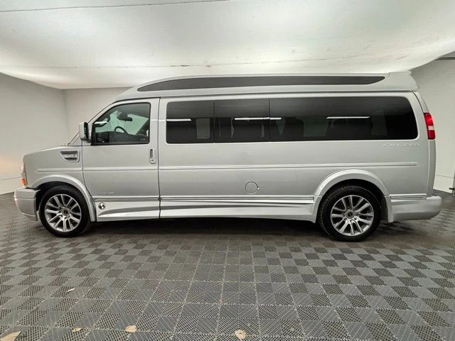 2019 GMC Savana - Image 14 of 21
