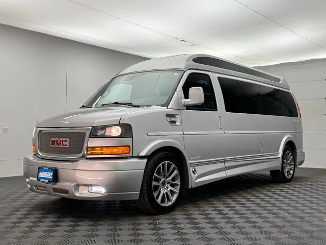 2019 GMC Savana - Image 15 of 21