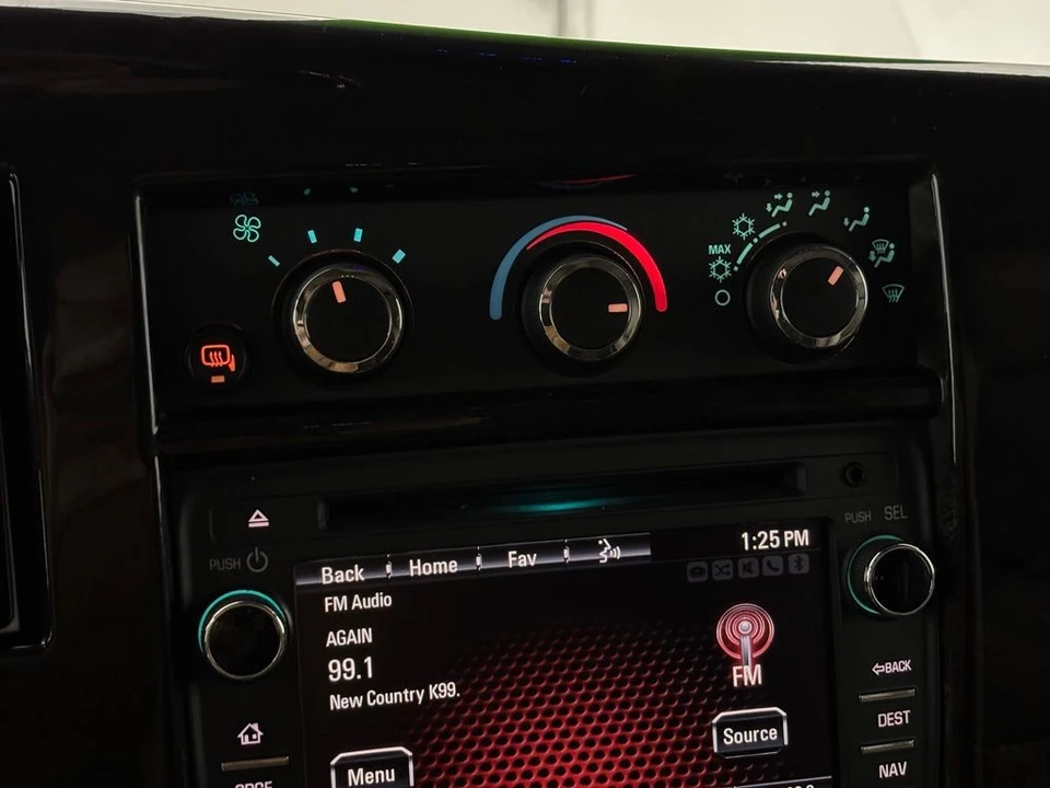 2019 GMC Savana - Image 18 of 21