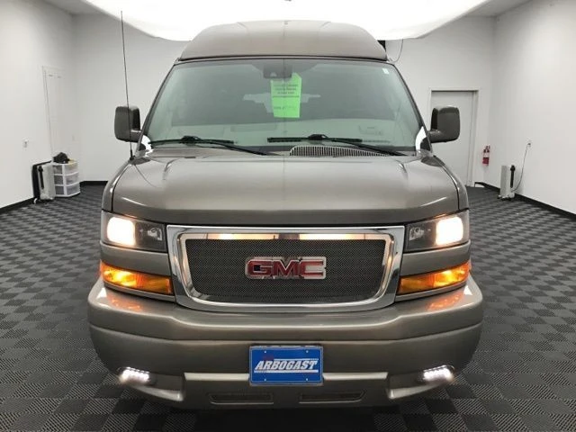 2019 GMC Savana - Image 14 of 21