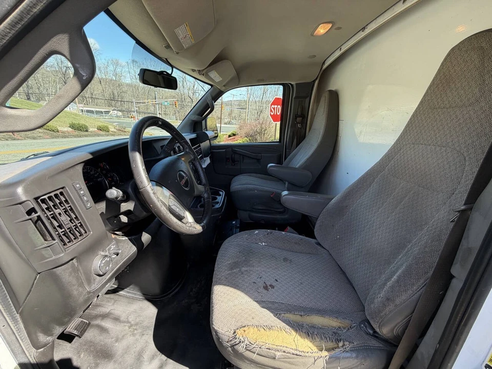 2019 GMC Savana - Image 7 of 20