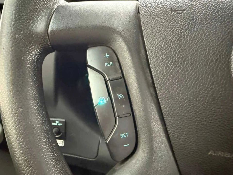 2019 GMC Savana - Image 17 of 21