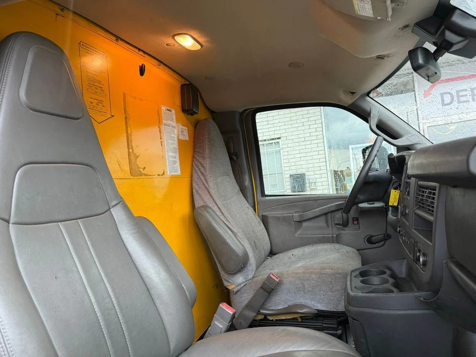 2019 GMC Savana - Image 21 of 21
