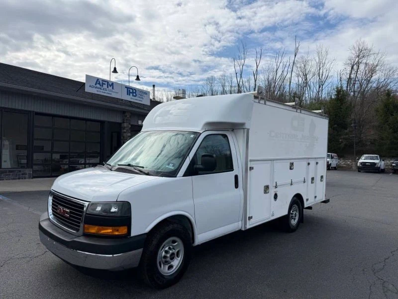 2019 GMC Savana - Image 2 of 12