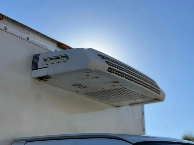 2019 GMC Savana - Image 3 of 12