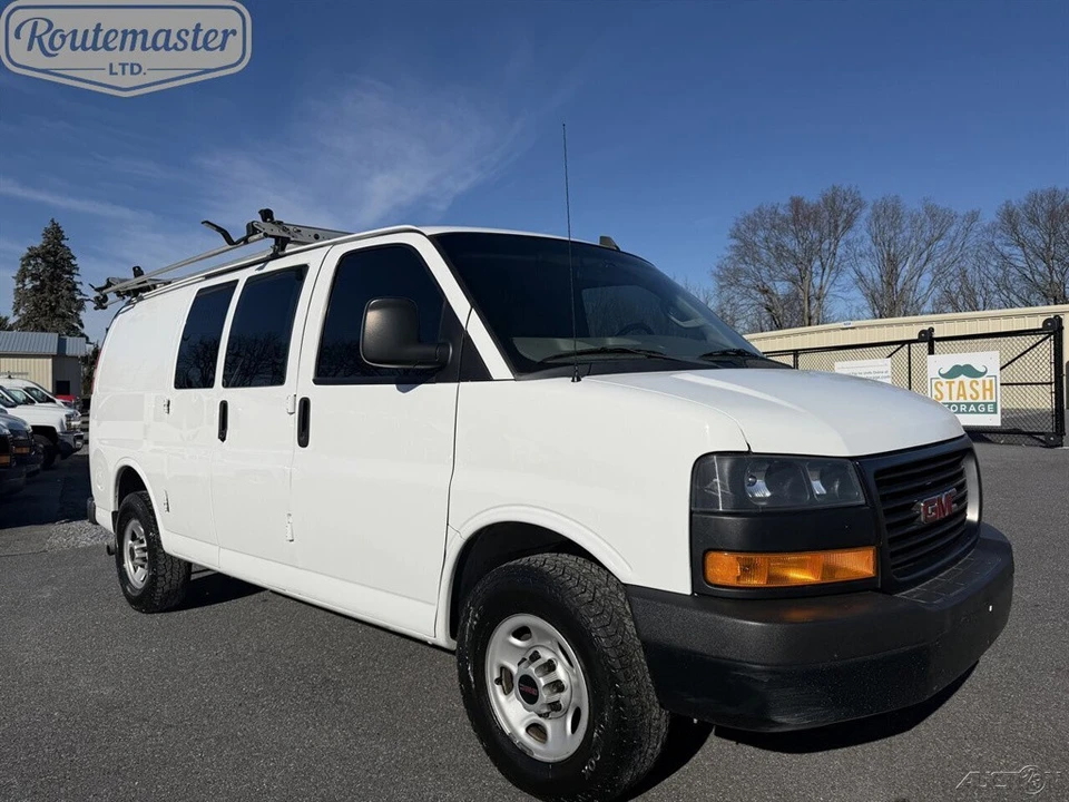 2019 GMC Savana - Image 9 of 12