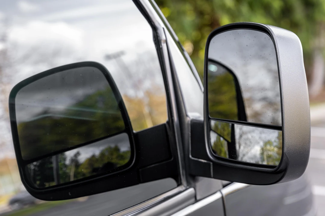 2019 GMC Savana - Image 27 of 31