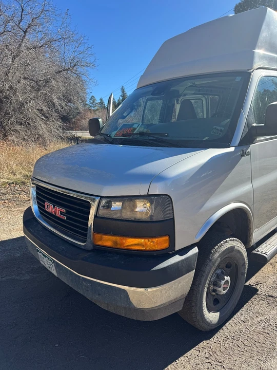 2019 GMC Savana - Image 2 of 21