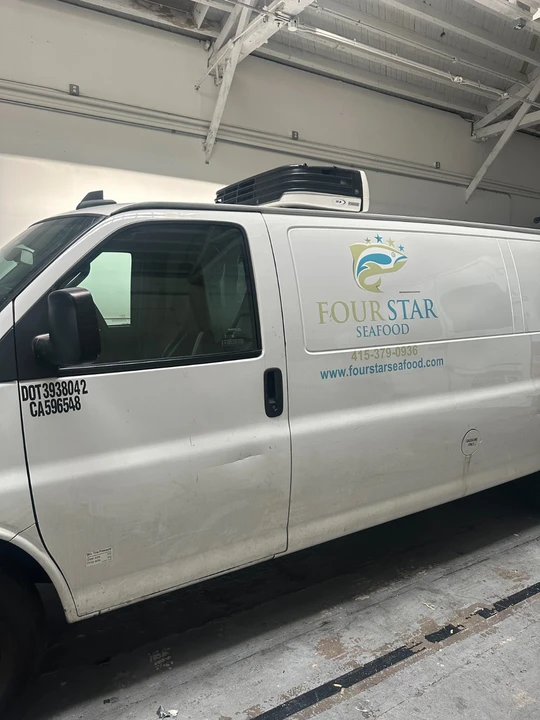 2019 GMC Savana - Image 12 of 13