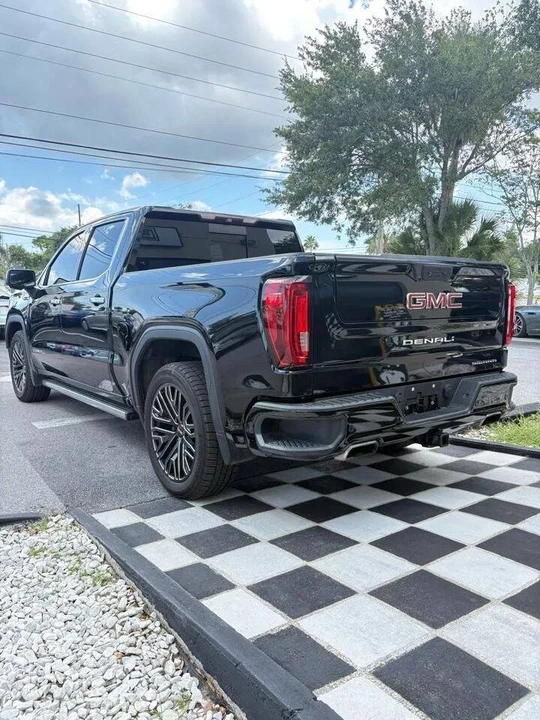 2019 GMC Sierra 4th Gen - Image 4 of 19