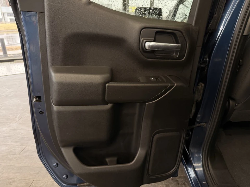 2019 GMC Sierra 5th Gen - Image 11 of 21