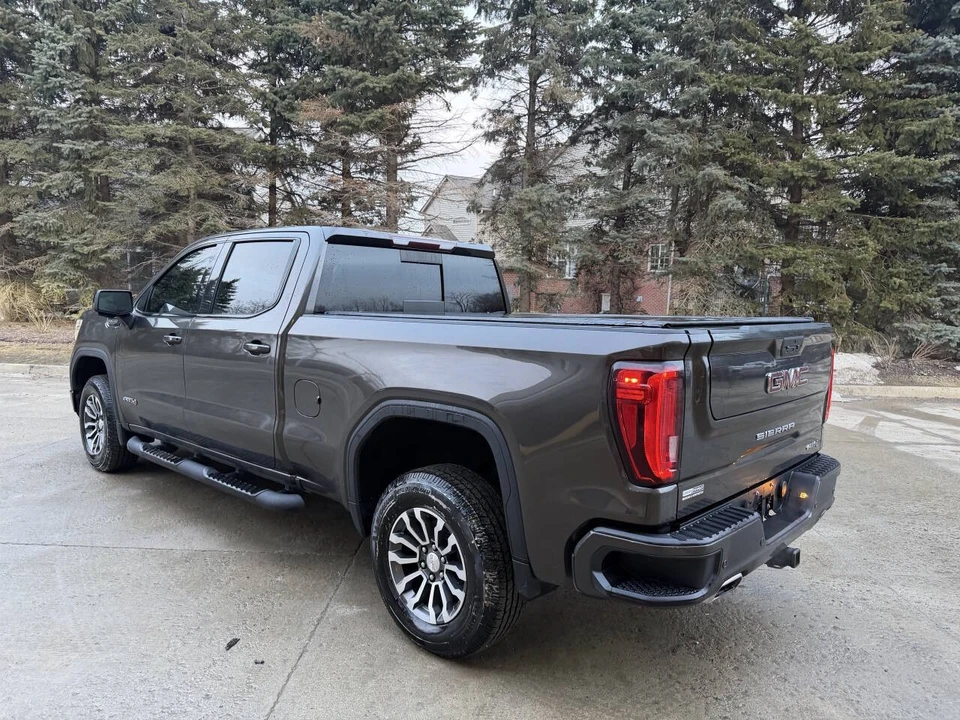 2019 GMC Sierra 5th Gen - Image 9 of 21