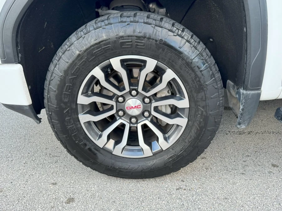 2019 GMC Sierra 5th Gen - Image 6 of 9