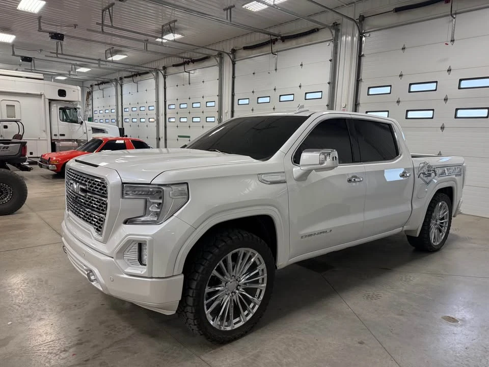 2019 GMC Sierra 5th Gen - Image 3 of 11