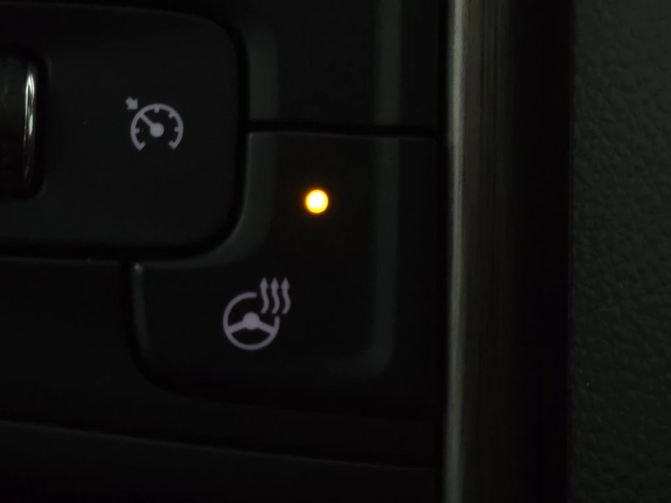2019 GMC Sierra 5th Gen - Image 9 of 12