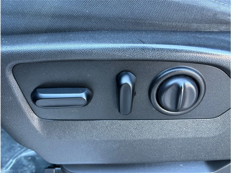 2019 GMC Sierra 4th Gen - Image 17 of 21