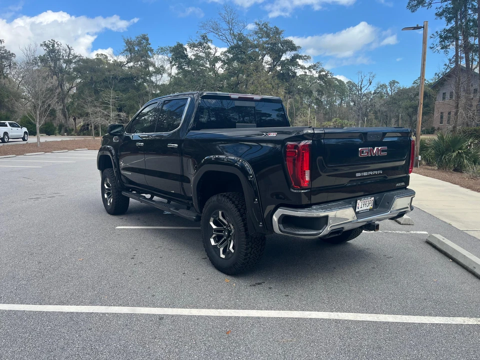 2019 GMC Sierra 5th Gen - Image 11 of 31