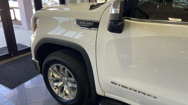 2019 GMC Sierra 5th Gen - Image 12 of 31
