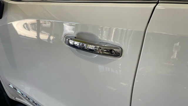 2019 GMC Sierra 5th Gen - Image 13 of 31
