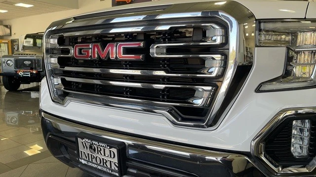 2019 GMC Sierra 5th Gen - Image 11 of 31