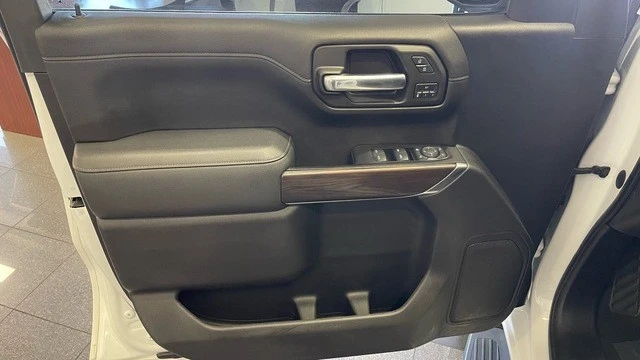 2019 GMC Sierra 5th Gen - Image 25 of 31