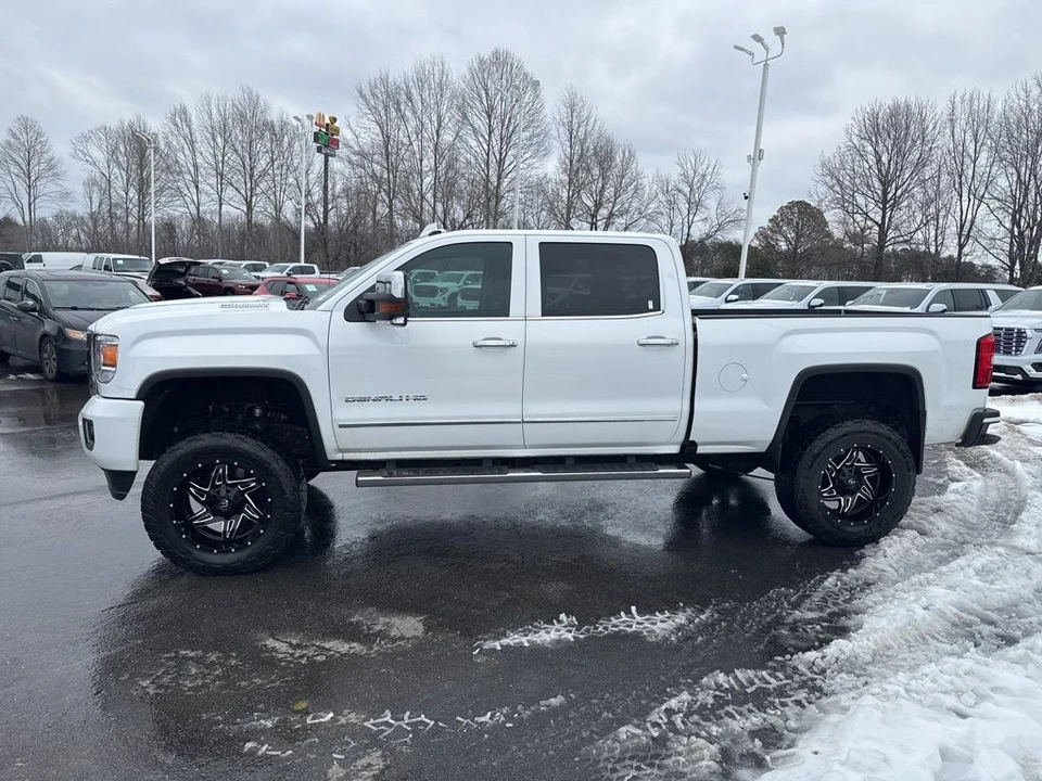 2019 GMC Sierra Heavy Duty 4th Gen - Image 2 of 12