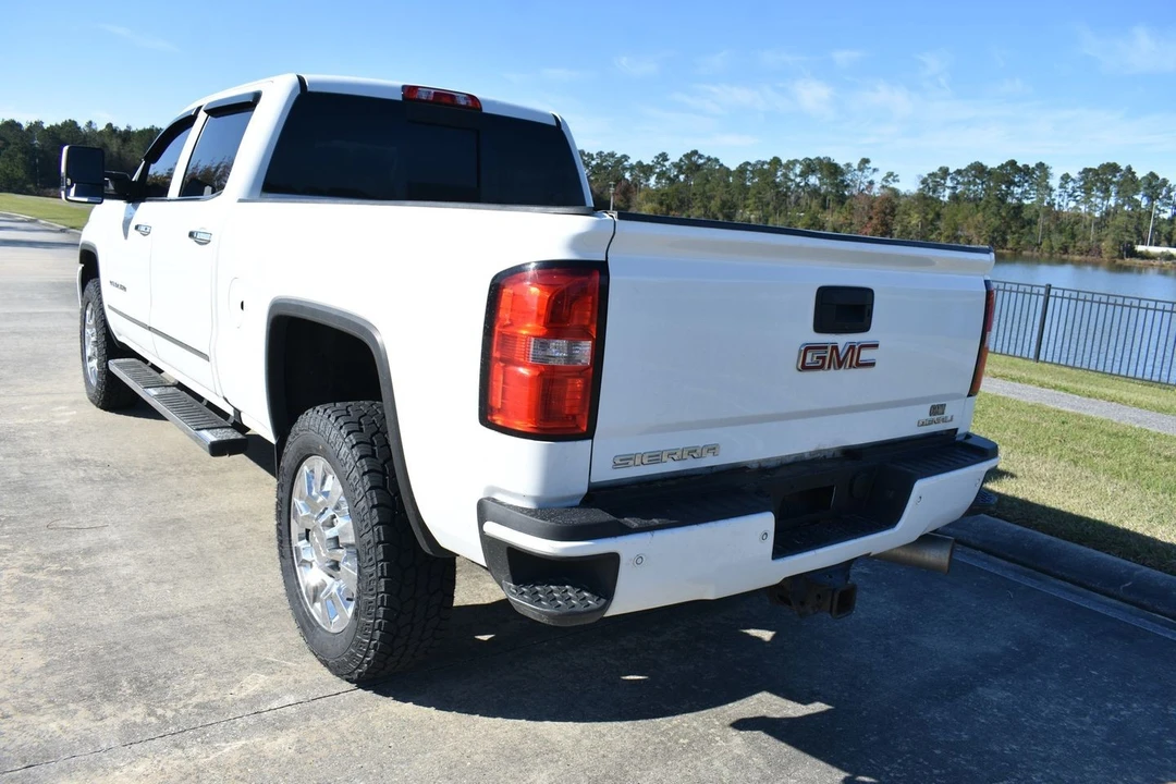 2019 GMC Sierra 5th Gen - Image 8 of 21