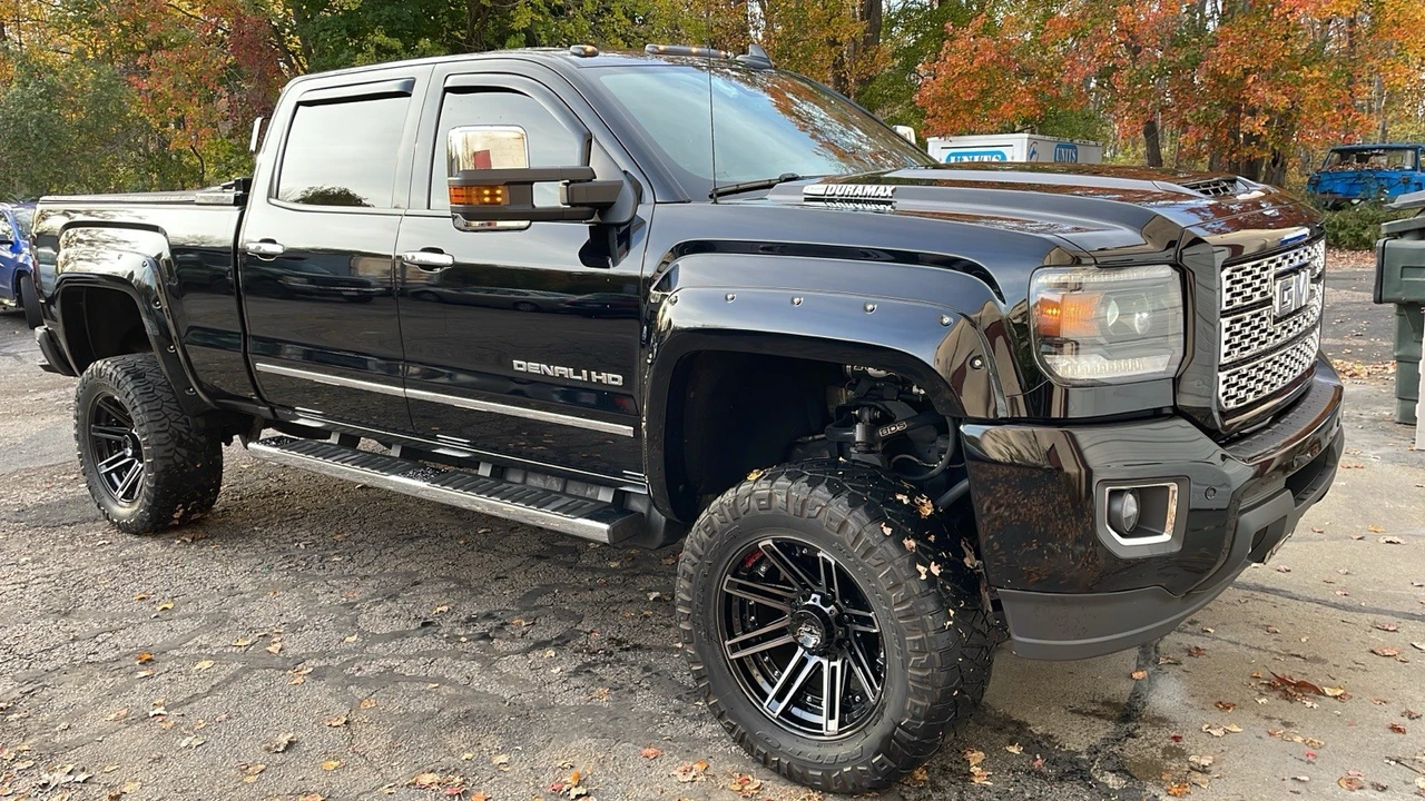 2019 GMC Sierra Heavy Duty 4th Gen - Image 3 of 17