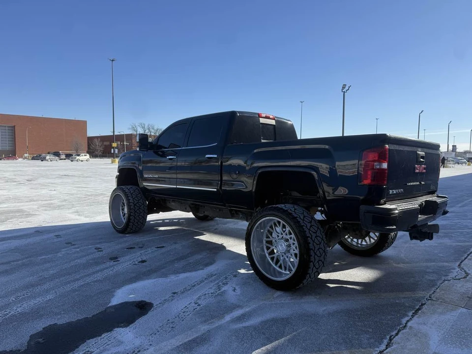 2019 GMC Sierra Heavy Duty 3rd Gen - Image 5 of 21
