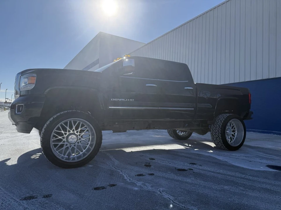2019 GMC Sierra Heavy Duty 3rd Gen - Image 3 of 21