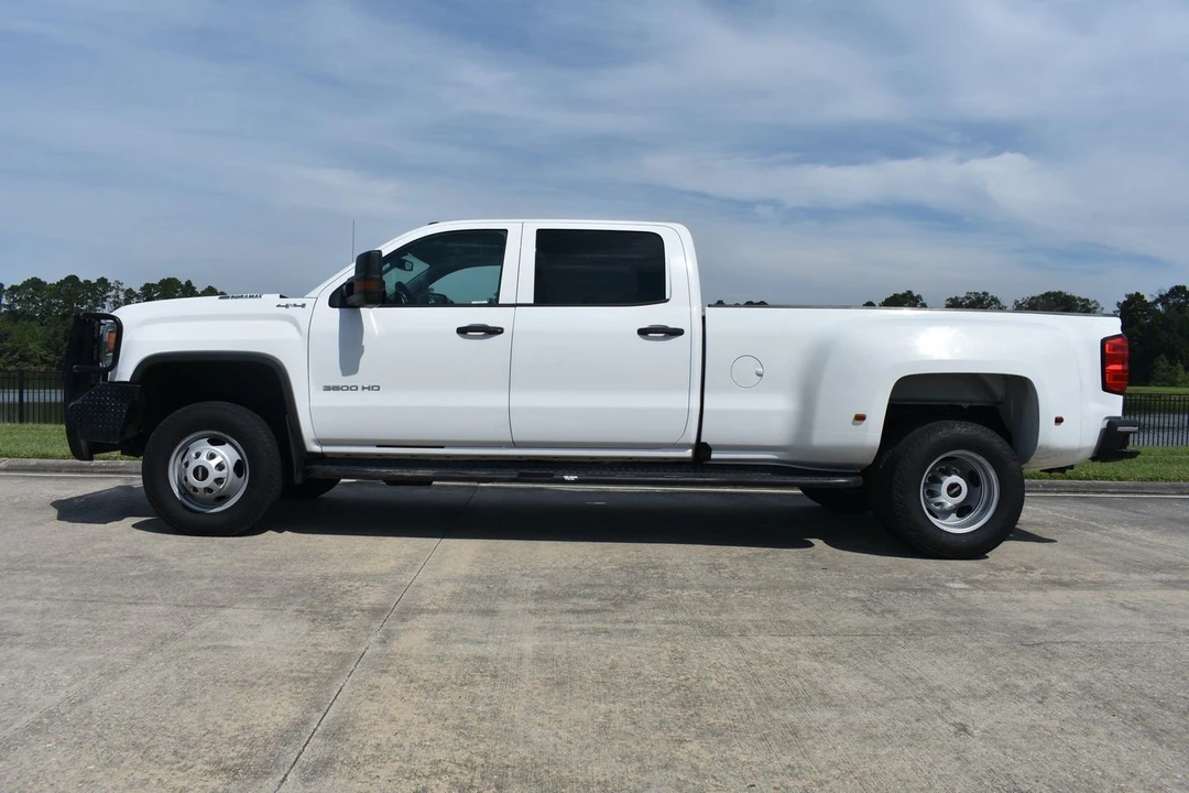 2019 GMC Sierra Heavy Duty 4th Gen - Image 3 of 19