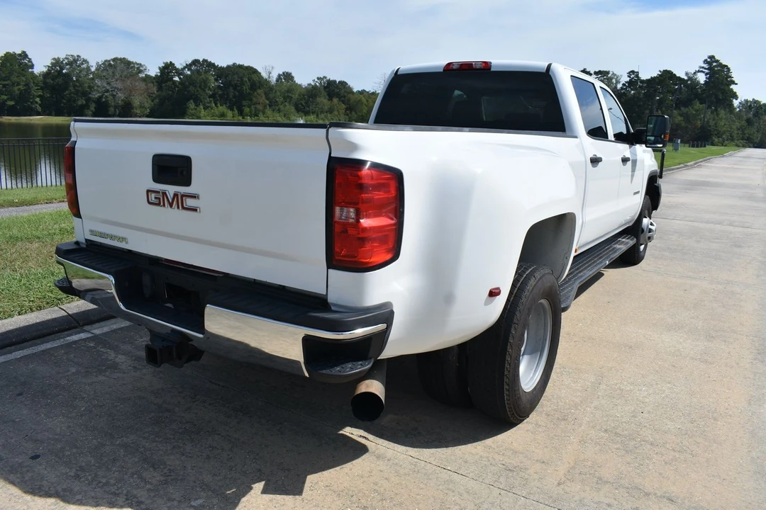 2019 GMC Sierra Heavy Duty 4th Gen - Image 8 of 19