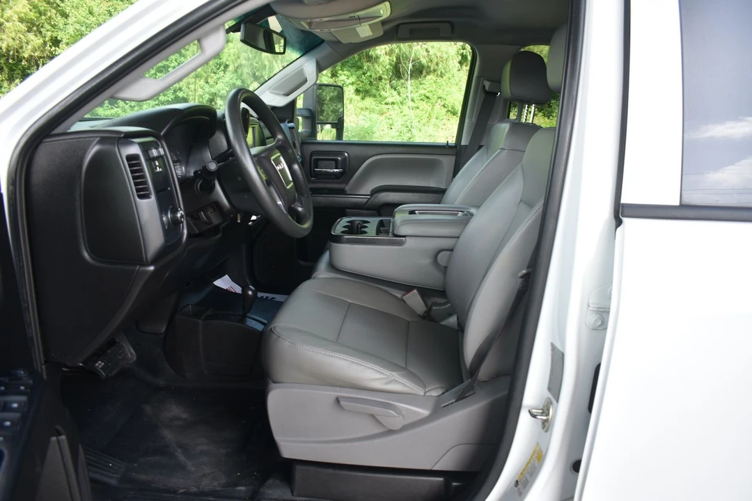 2019 GMC Sierra Heavy Duty 4th Gen - Image 10 of 19