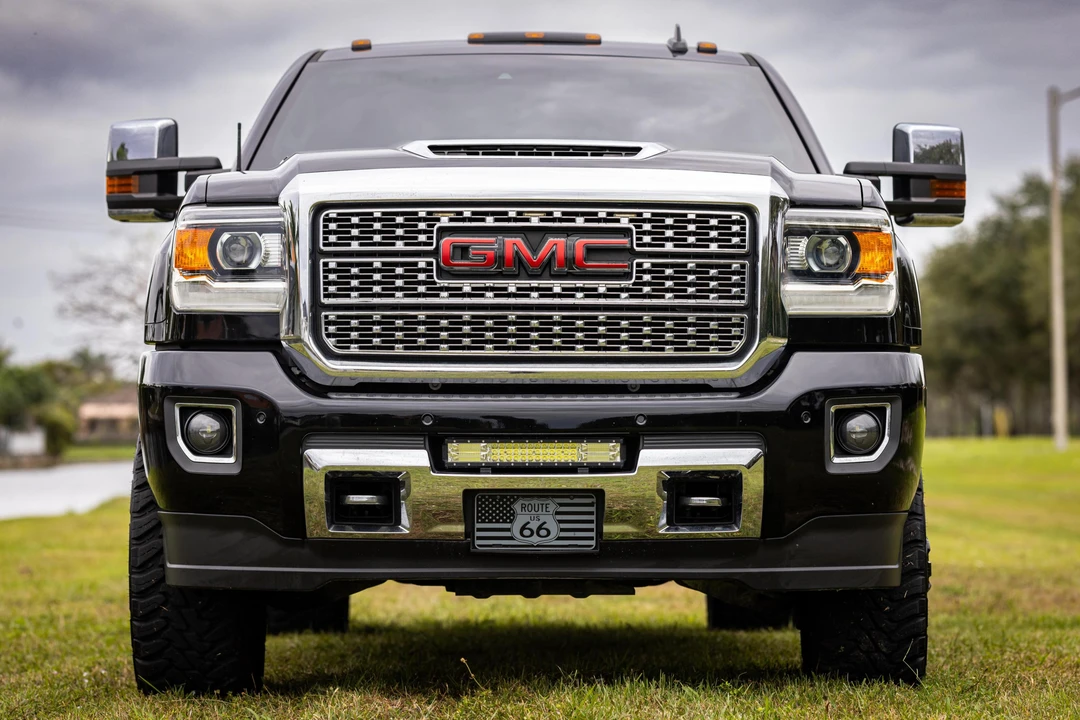2019 GMC Sierra Heavy Duty 3rd Gen - Image 2 of 31