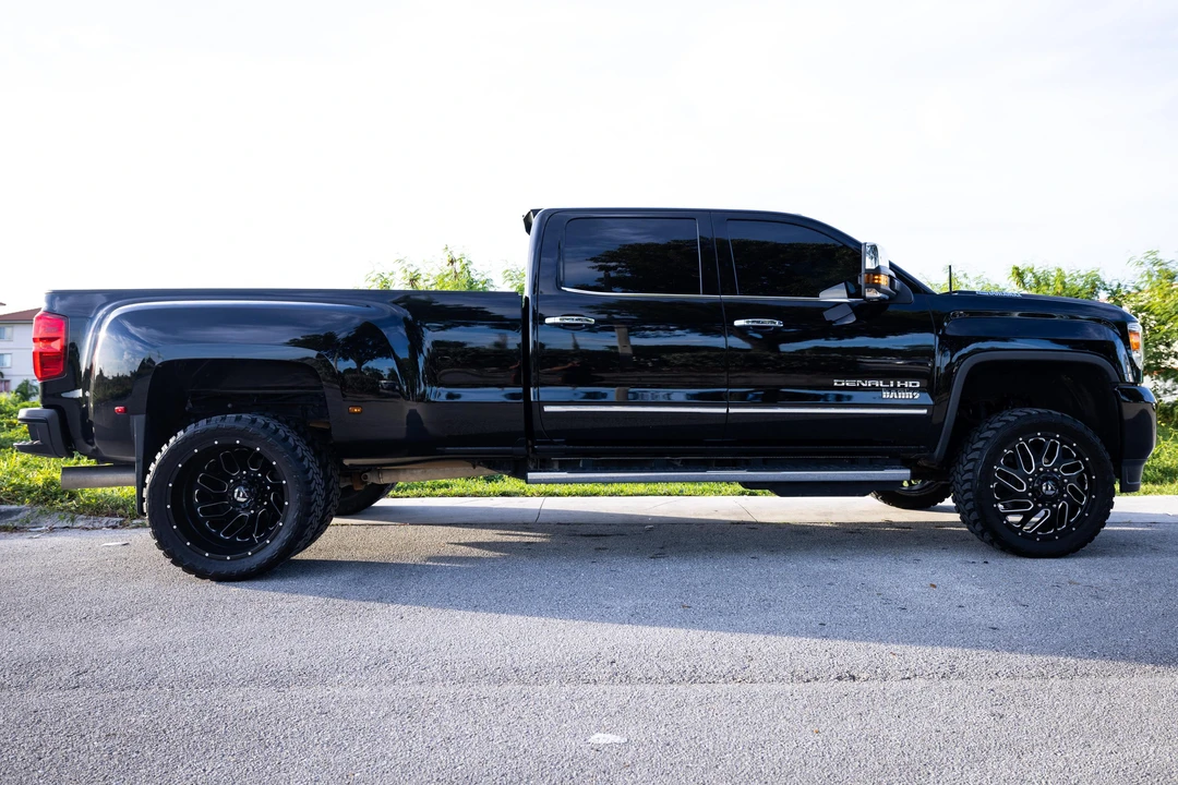 2019 GMC Sierra Heavy Duty 3rd Gen - Image 3 of 31
