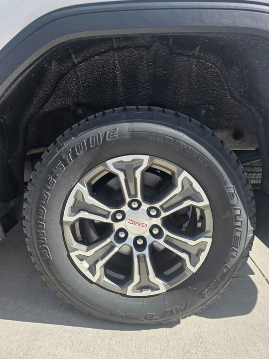 2019 GMC Sierra 4th Gen - Image 4 of 16