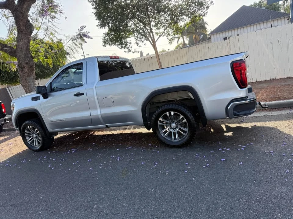 2019 GMC Sierra 4th Gen - Image 5 of 9