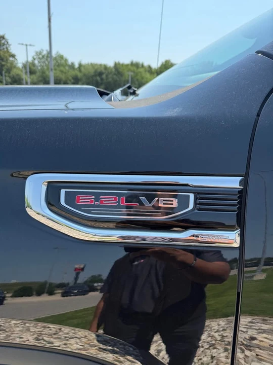 2019 GMC Sierra 4th Gen - Image 10 of 20