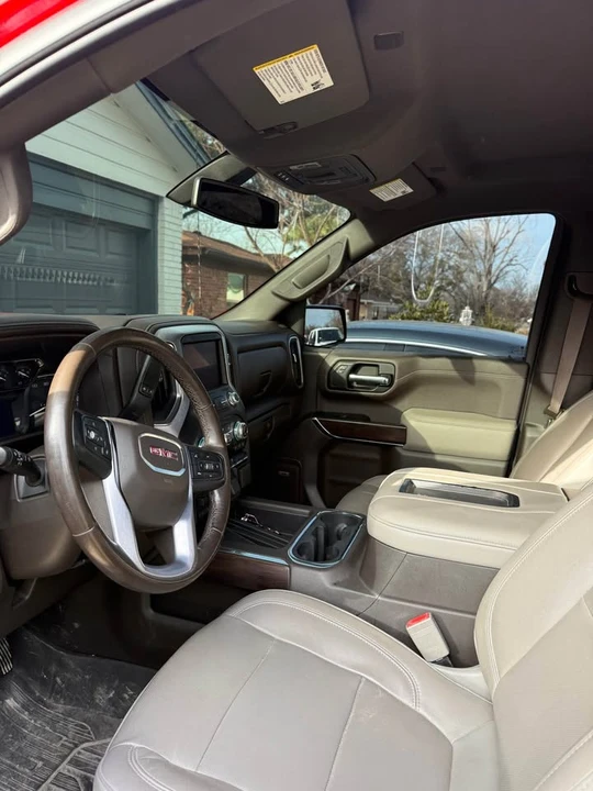 2019 GMC Sierra - Image 4 of 5