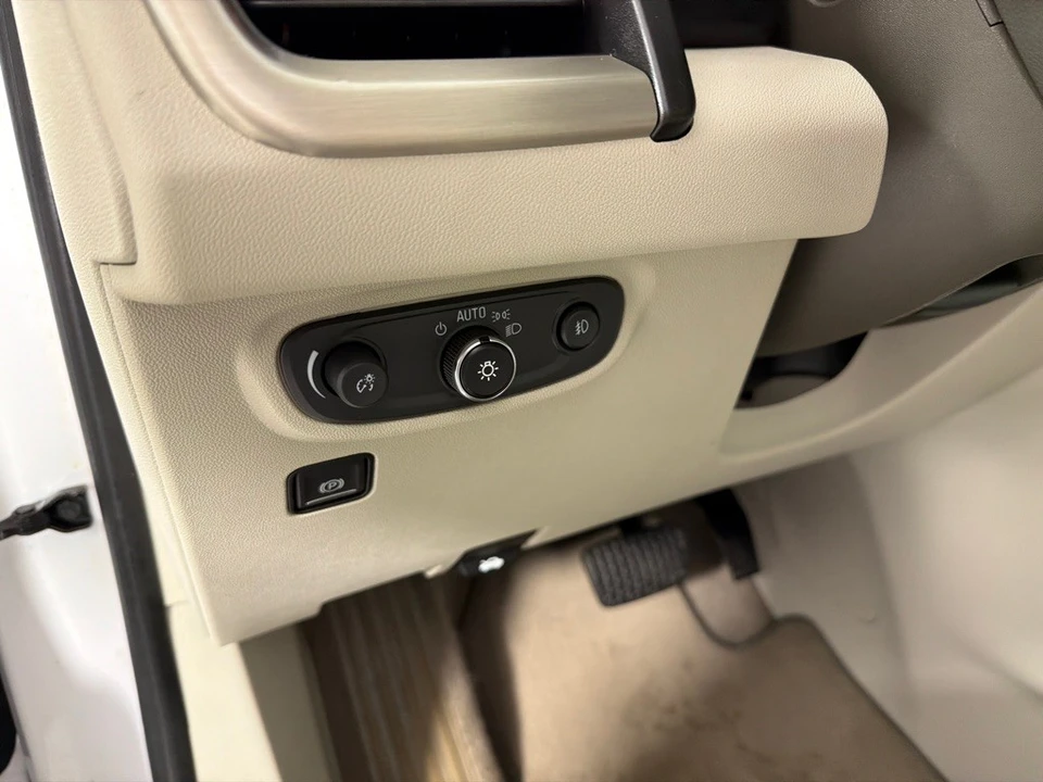 2019 GMC Terrain - Image 15 of 21