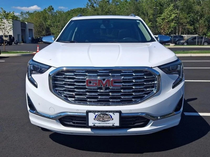 2019 GMC Terrain - Image 2 of 12