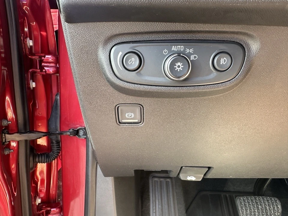 2019 GMC Terrain - Image 6 of 12