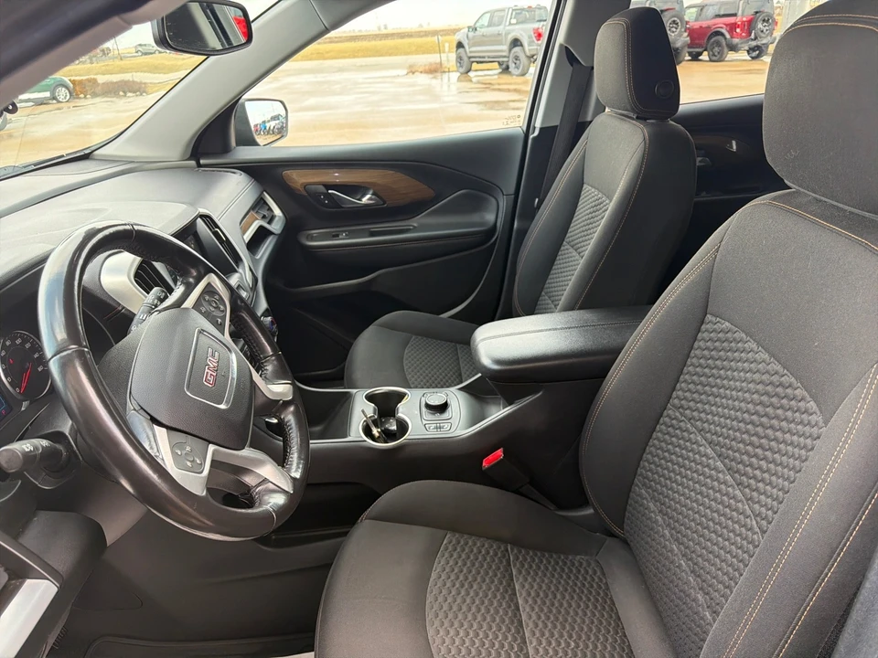 2019 GMC Terrain - Image 13 of 21