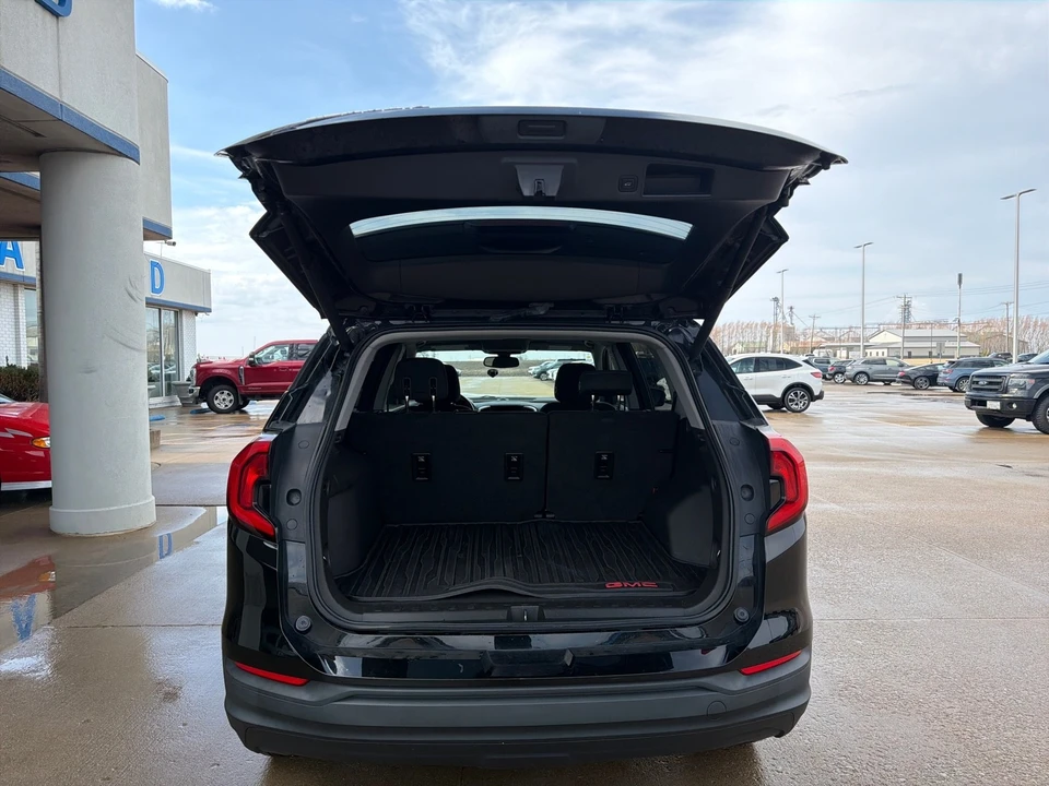 2019 GMC Terrain - Image 8 of 21