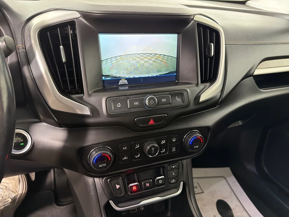 2019 GMC Terrain - Image 17 of 21