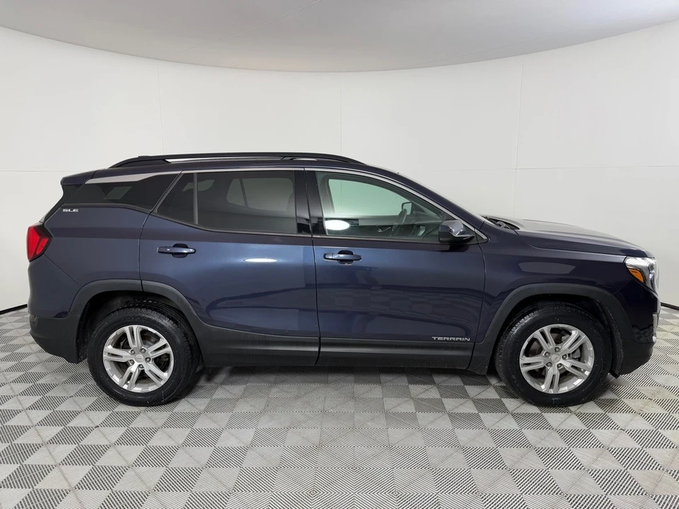 2019 GMC Terrain - Image 4 of 21